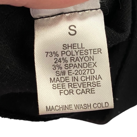 Better B Women’s Black Sleeveless Formfitting Dress - Picture 5 of 5